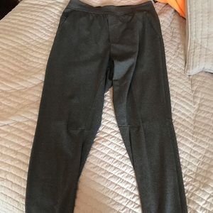 Men’s Lululemon jogger